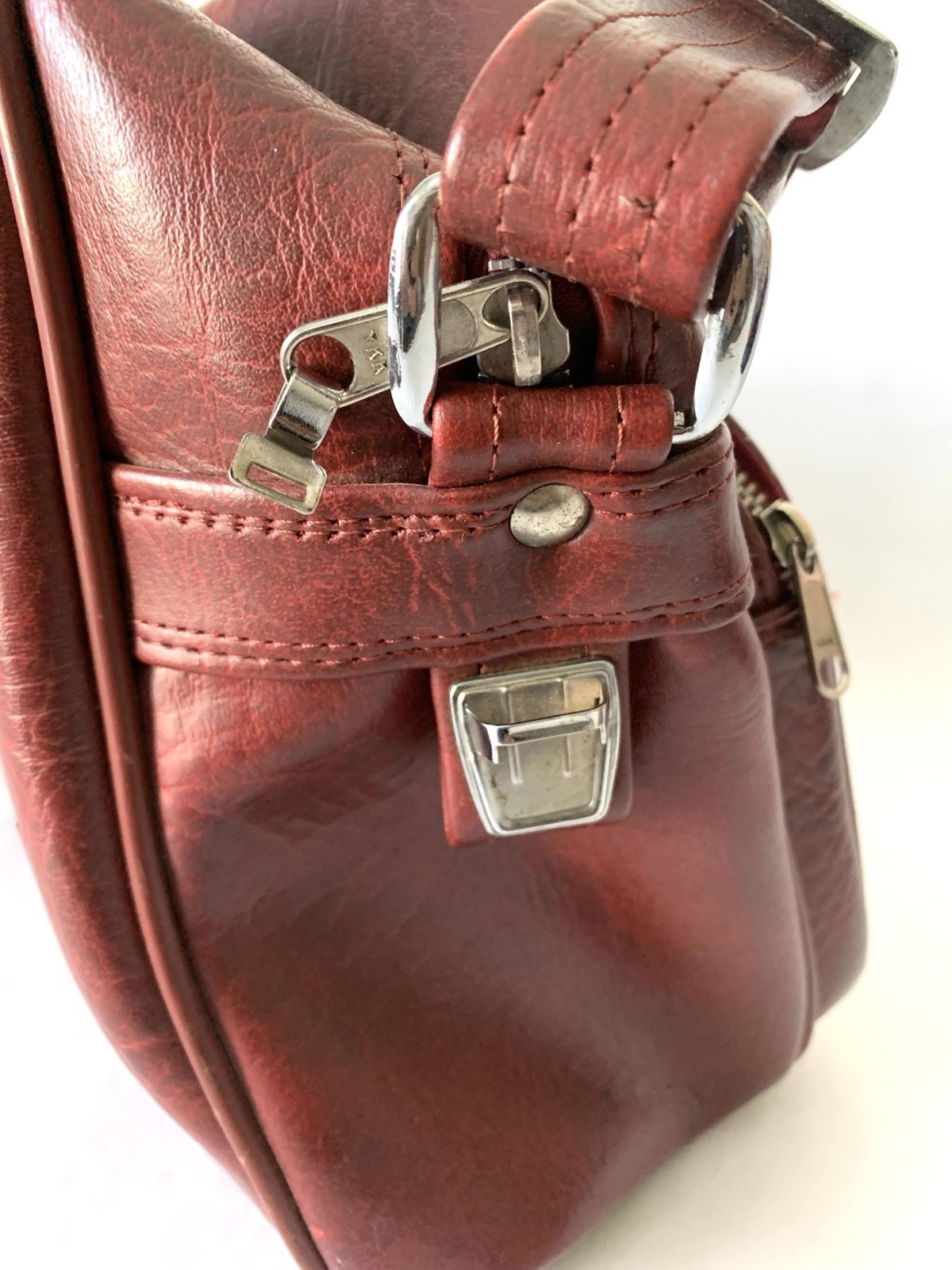 Vintage New Vista Luggage Carry On Shoulder Laptop Traveler Bag Faux Leather