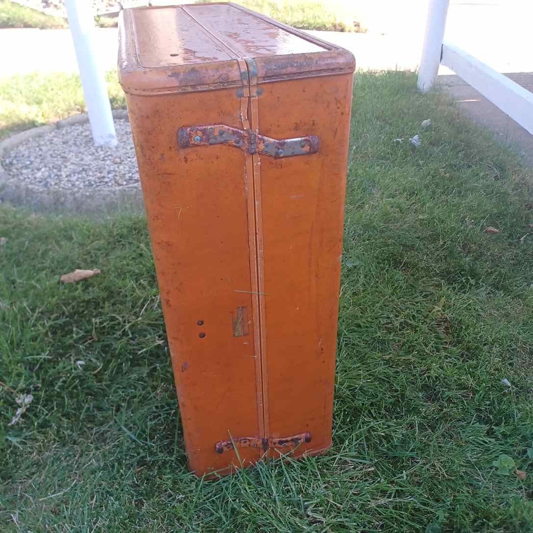 Vintage Samsonite Suitcase Luggage Shwayder Bros. Inc Model 4637