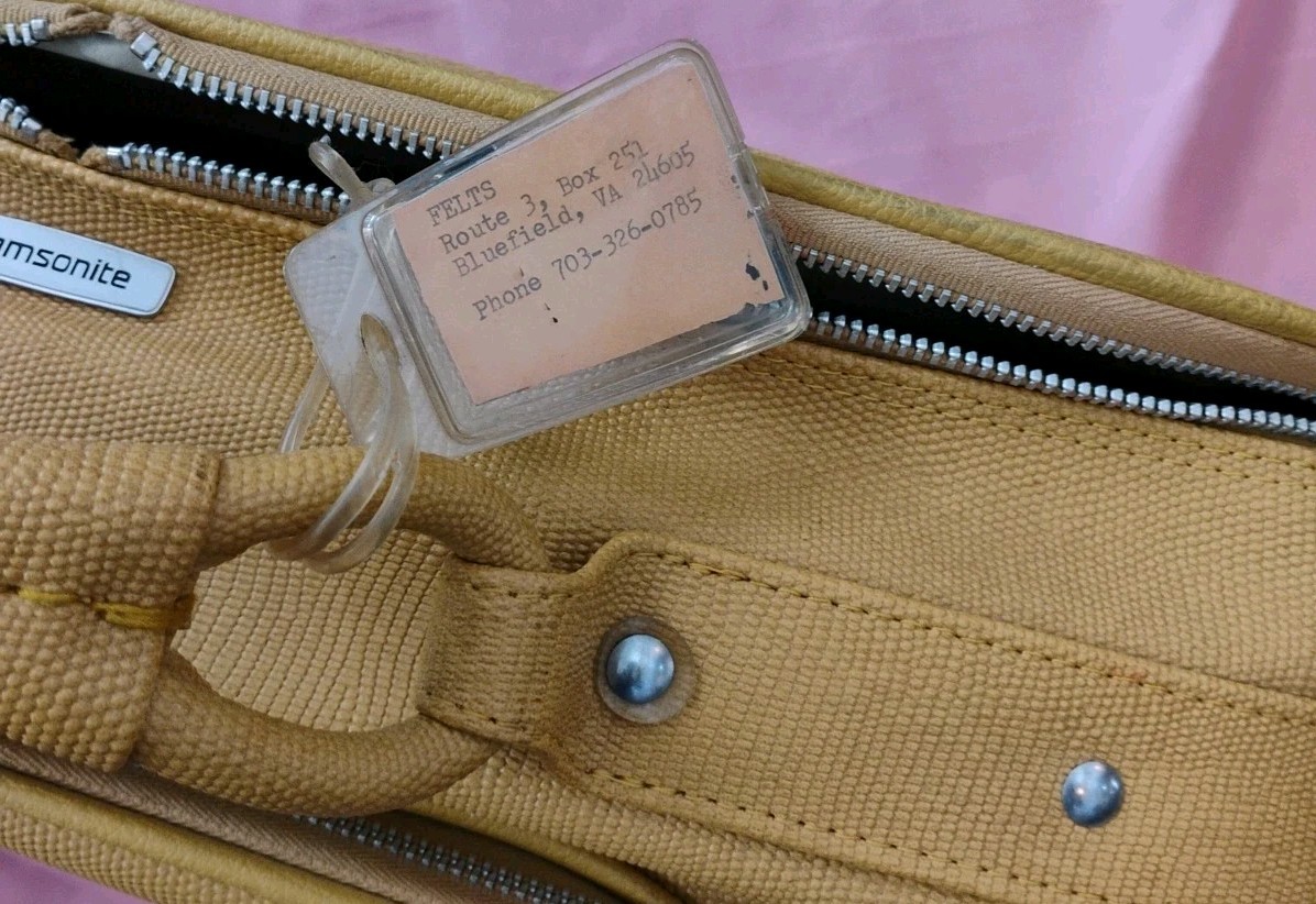Vintage Samsonite Silhouette Mustard Yellow Suitcase – Great Condition