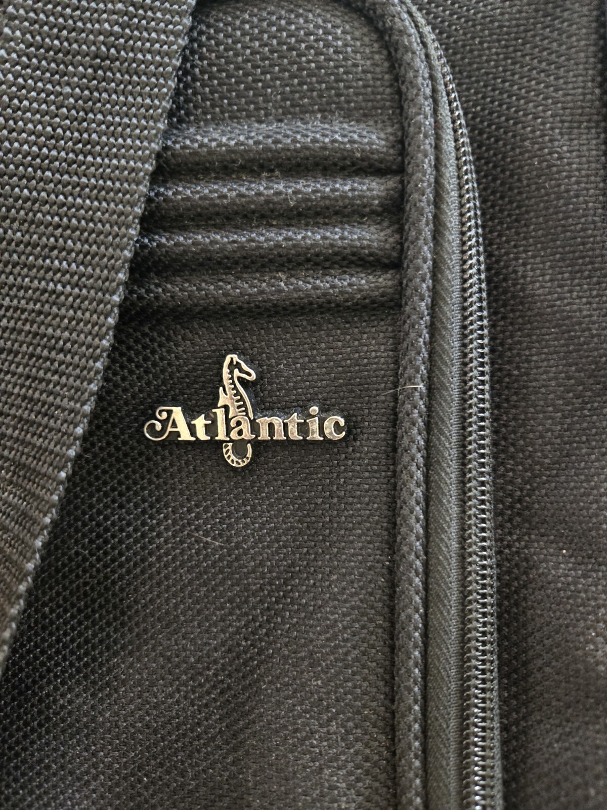Vintage Atlantic Black Seahorse Hanging Garment Bag Heavy Duty Bi-Fold Luggage