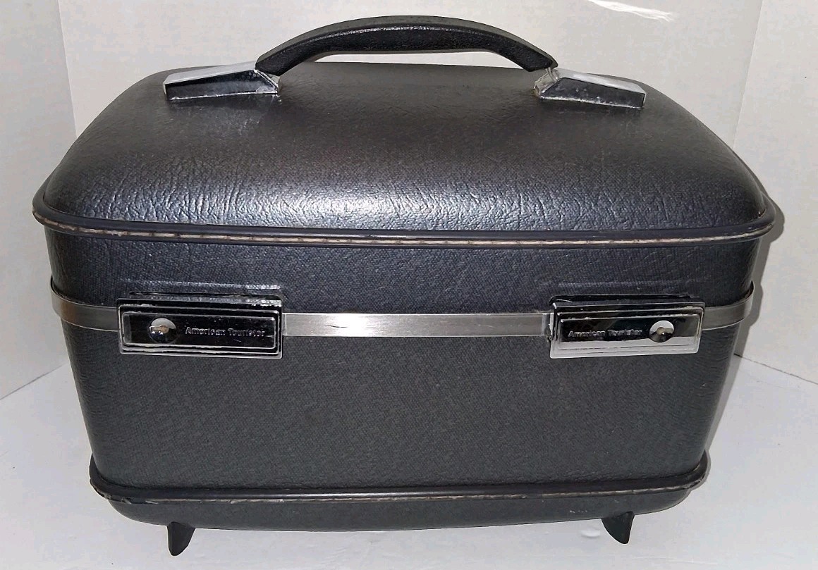 Vtg 1960s gray train case AMERICAN TOURISTER hardshell luggage W/Mirror & Tray