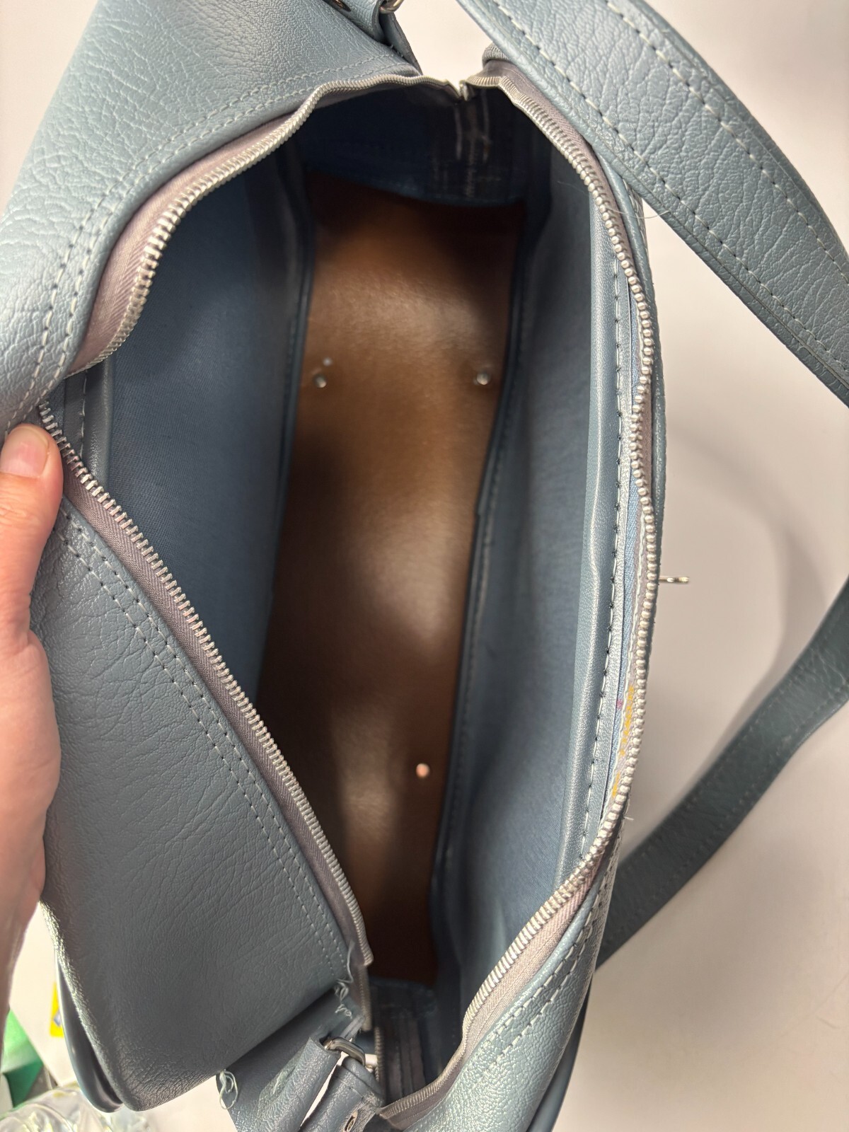 Vintage Amelia Earhart Travel Luggage Shoulder Bag Blue Silver 12″ x 17″ x 5″