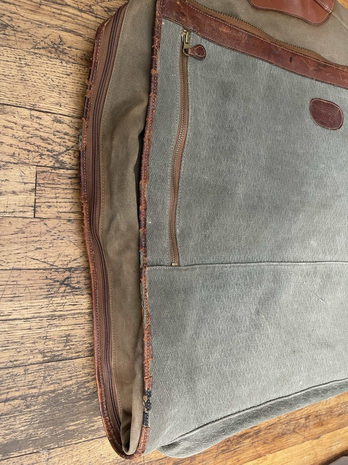 Vintage The Original GHURKA No 83 Marley Hodgson Garment Bag