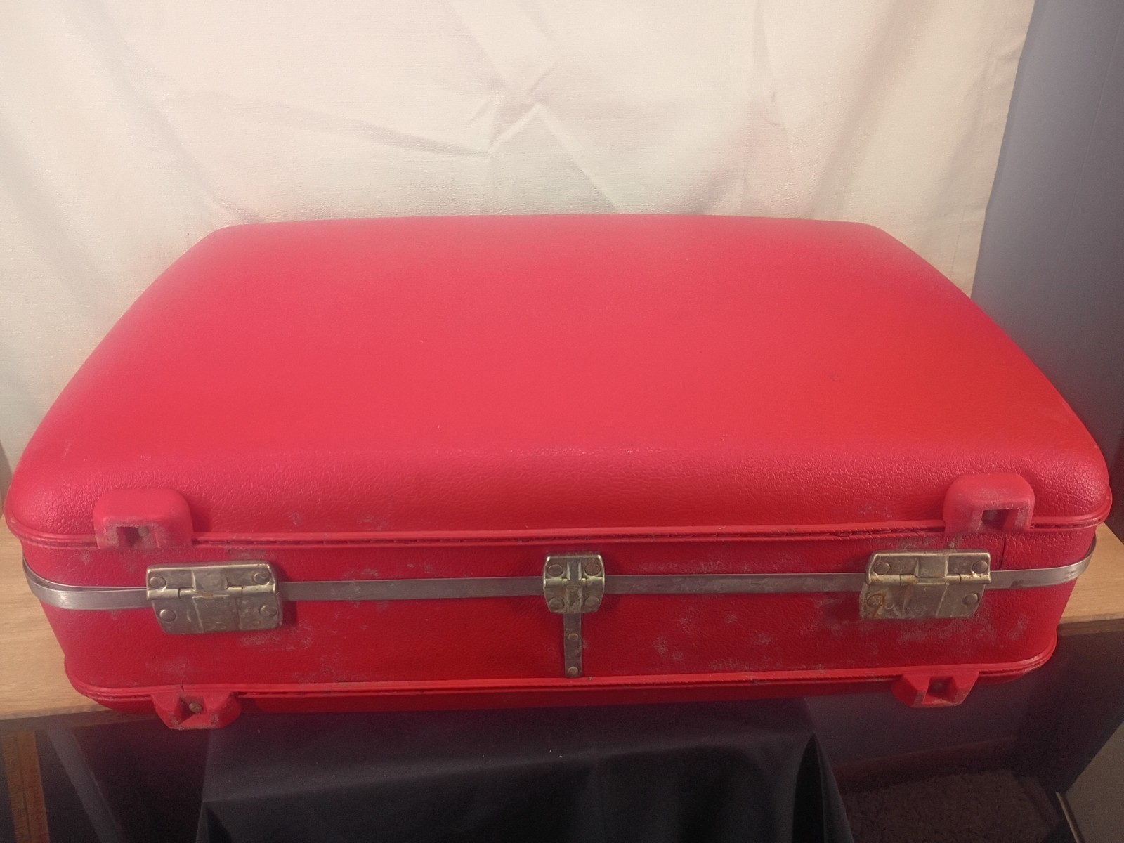 American Tourister Suitcase Red Hard Shell Vinyl 24x16x8 Vintage Travel Luggage