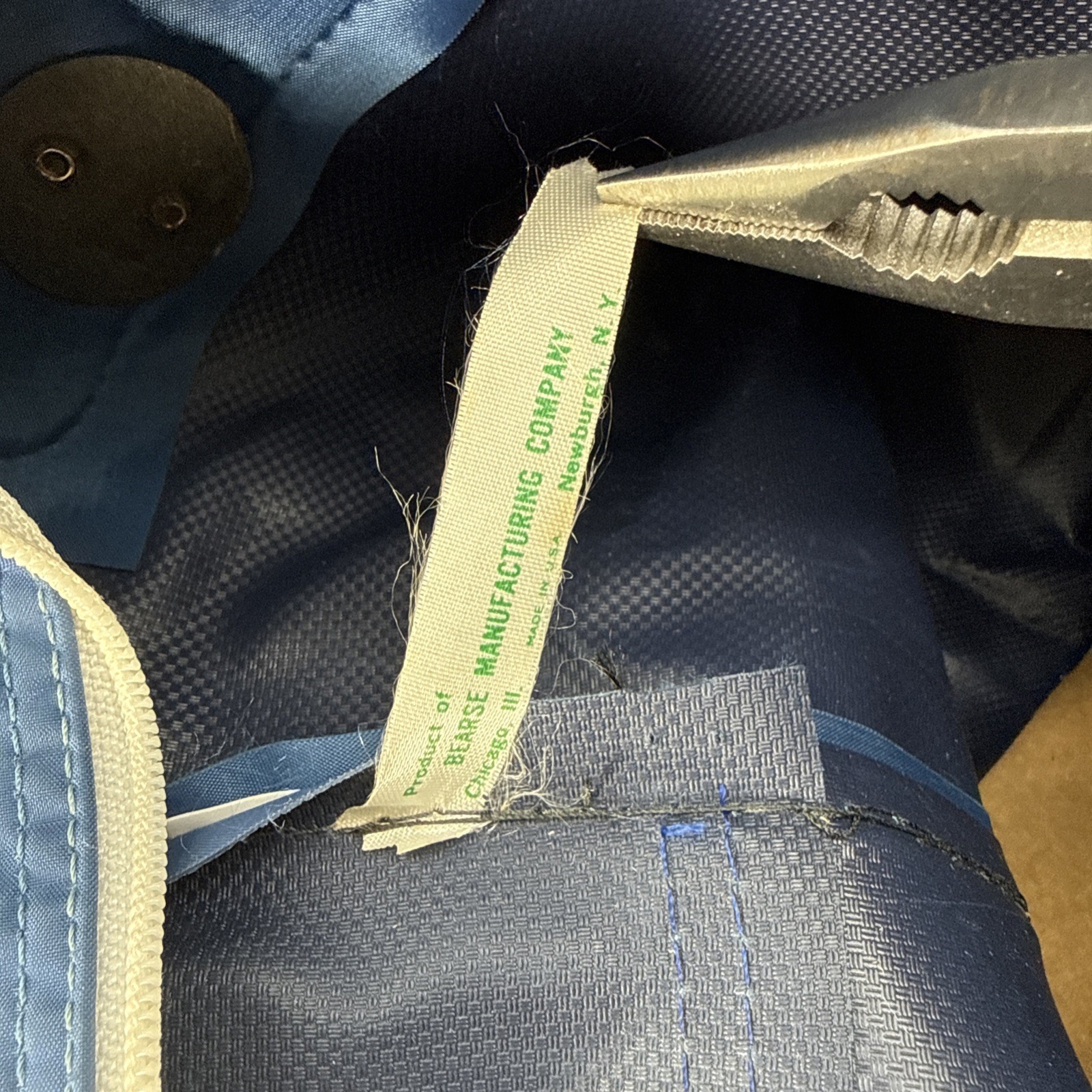 vintage 1970s 1980s French-American Class Vinyl Travel Luggage Carry On Bag Blue