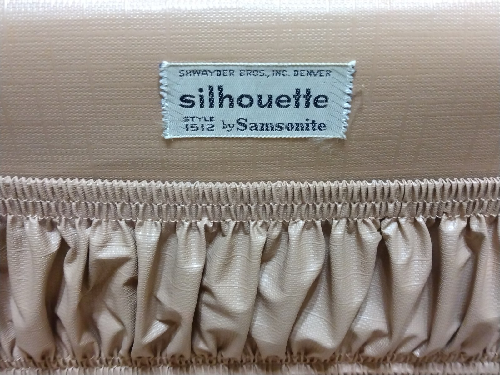 VTG Off White SAMSONITE SHILOUETTE LUGGAGE SET w Keys Beauty Vanity Train Case
