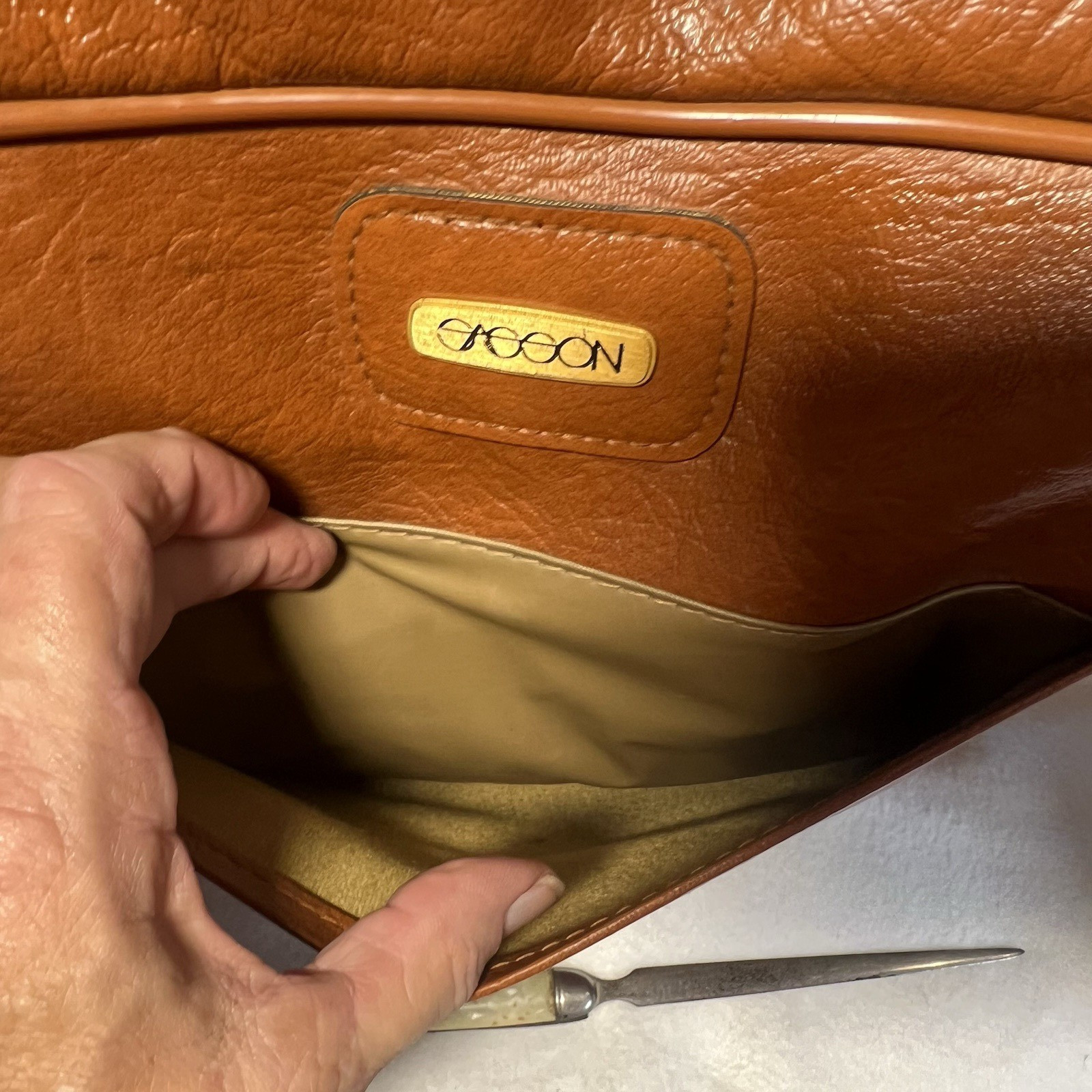 Vintage SASSON Leather Travel Bag Luggage Carry Shoulder Zippered Brown