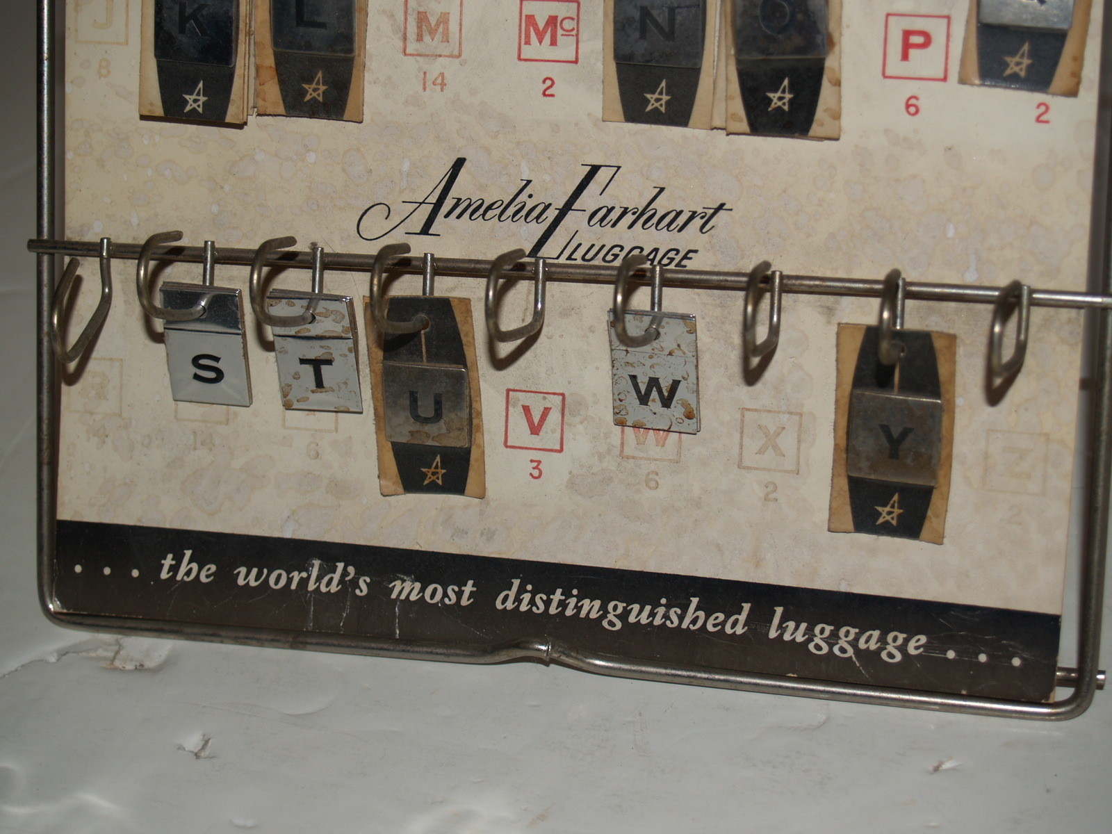 Rare Amelia Earhart Starflite Luggage Peel Self Stick Silver Initials w Display