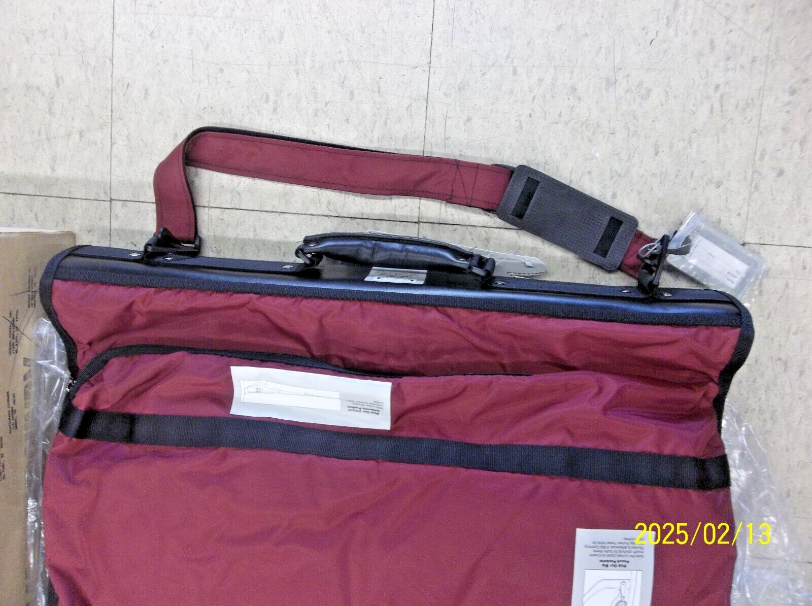 NEW VINTAGE Skyway Luggage Garment Bag BURGUNDY 448-R IN ORIGINAL BOX