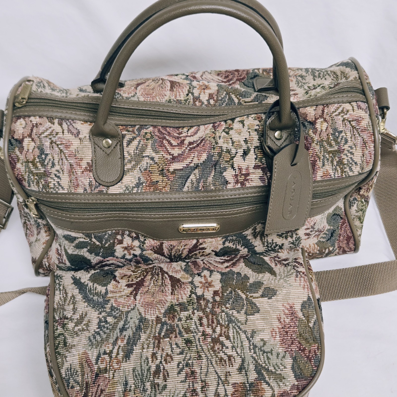 Jaguar Vintage Floral Tapestry Luggage Set Shoulder Bag Cosmetic Bag Vacation