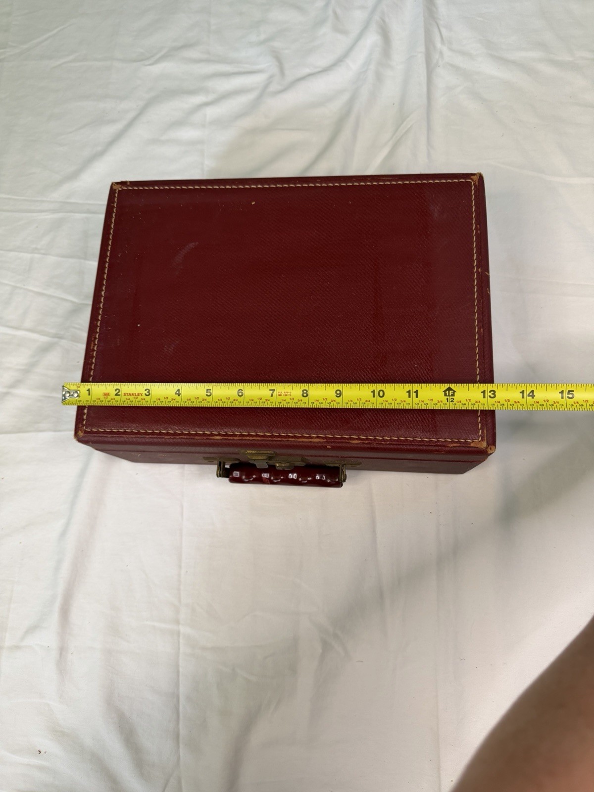 Vintage Red Train Case Vanity Case Mirror Lid Hard Sided Travel Storage Box