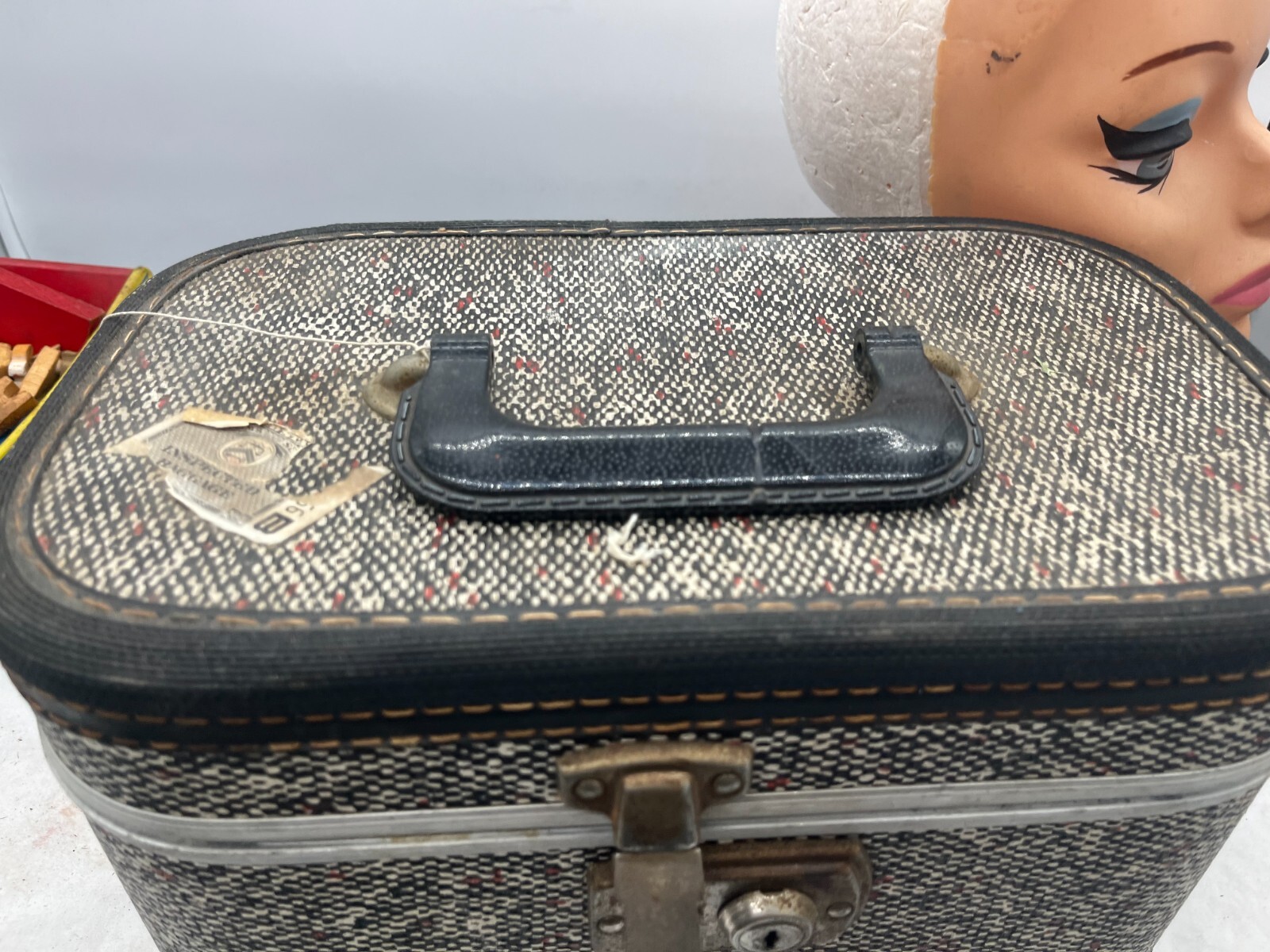 vintage speckled 1940s 50s makeup bag train case suitcase small pinup glam