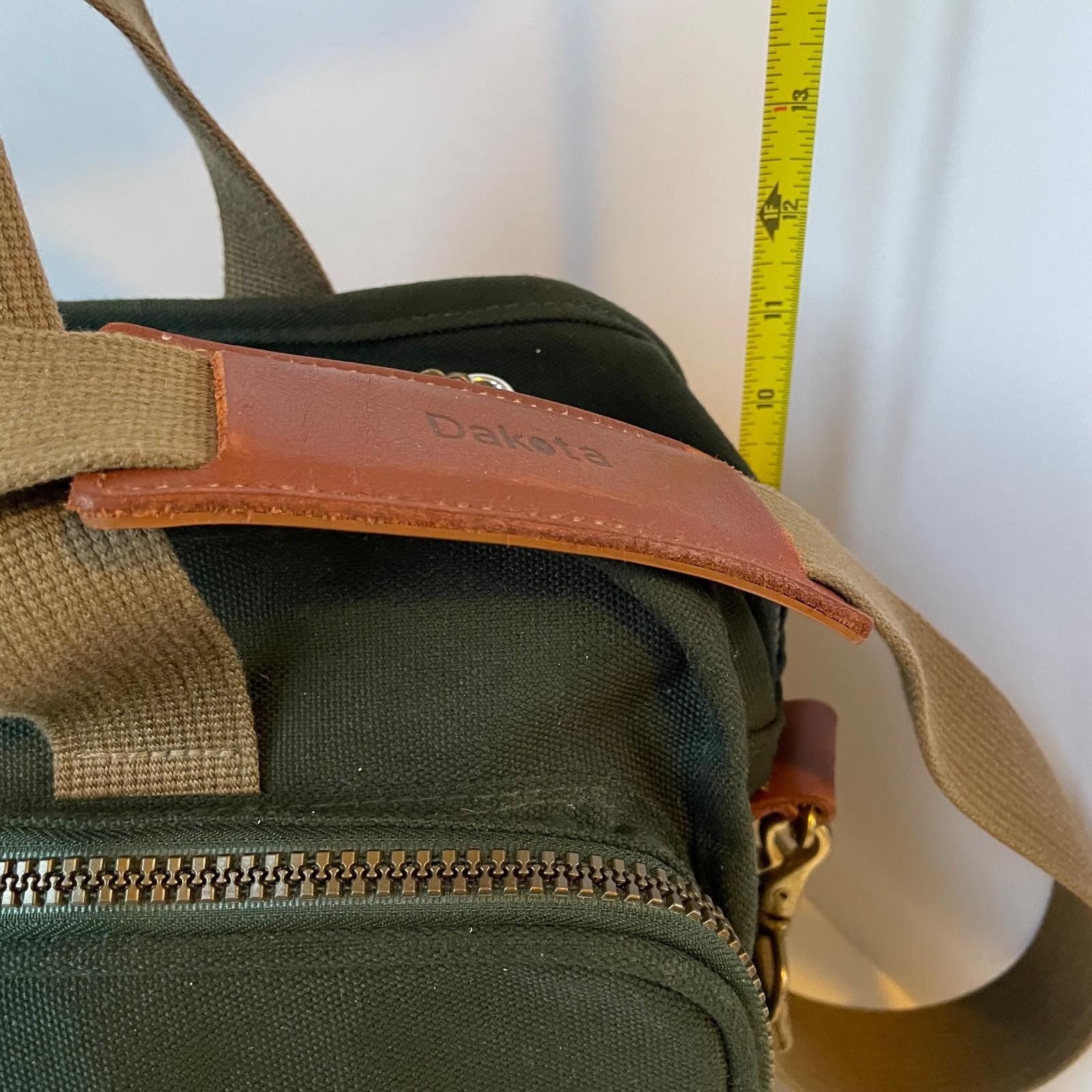 Vtg TUMI Dakota Travel Bag 1990s Poly-Canvas 15x11x8 Olive Green Shoulder Strap