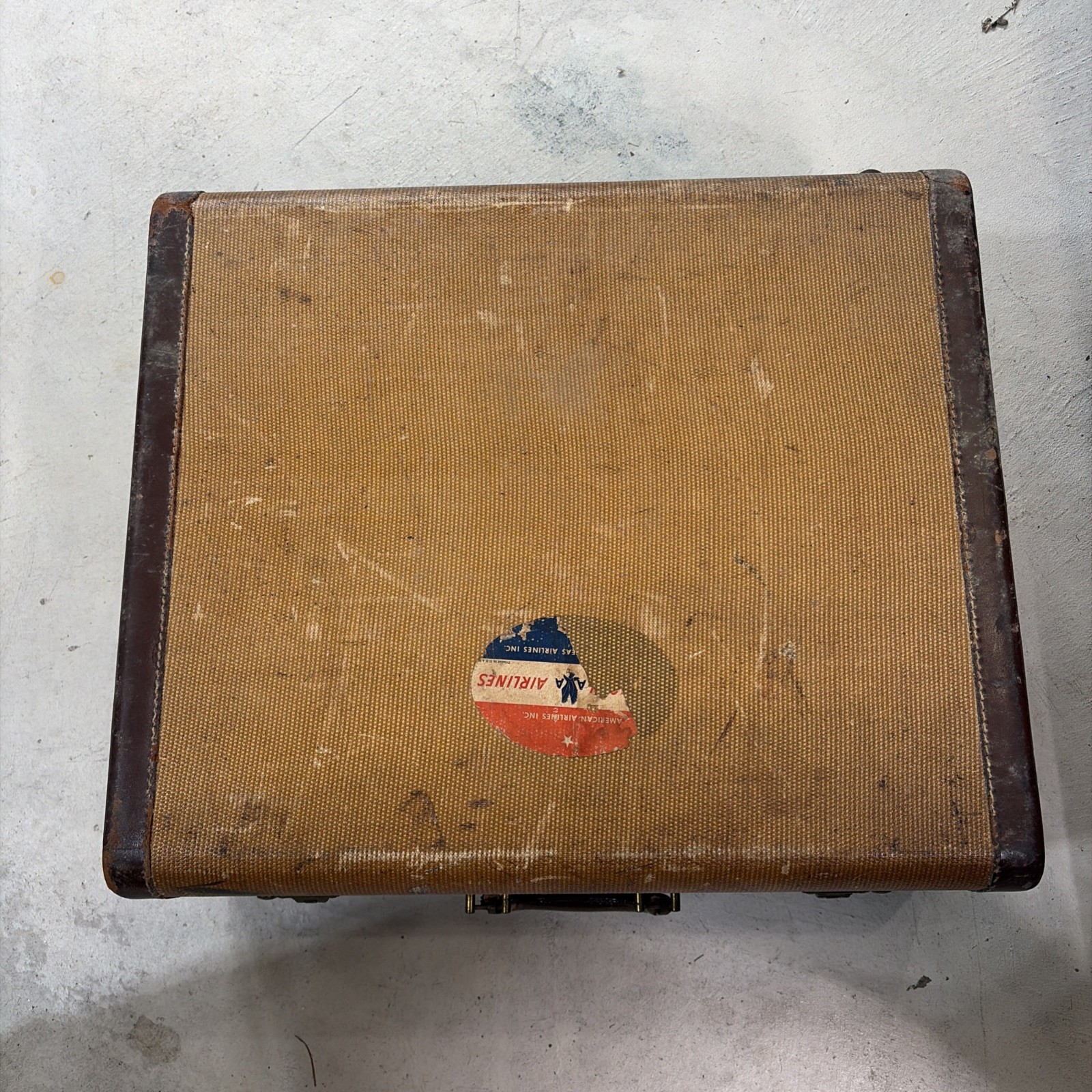 Leather Roebling Luggage Co. Suitcase Travel Display Prop Locks w/ Hangers RARE
