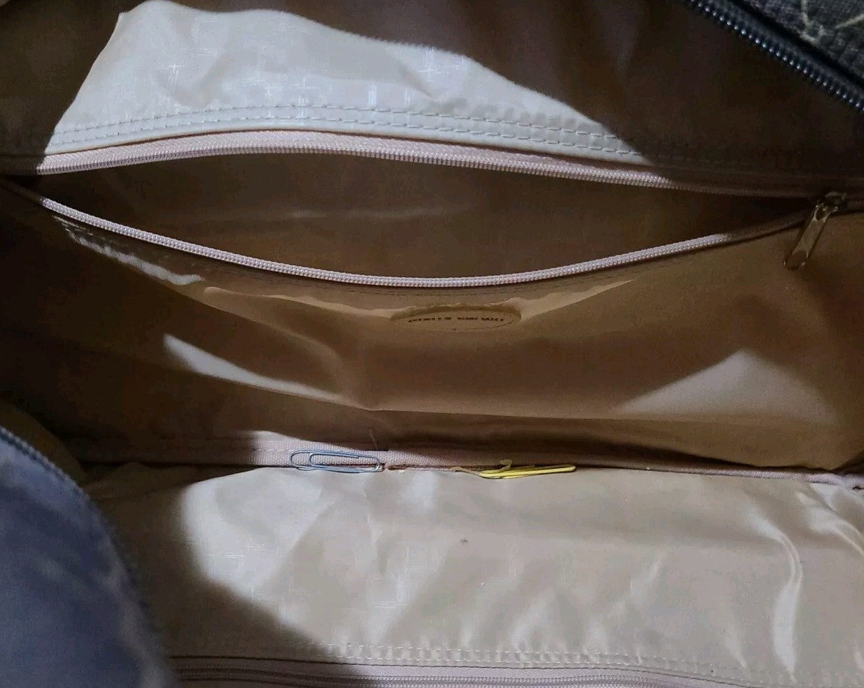Pierre Cardin Vintage Rolling Duffle Travel Bag 19″x11’x10″ Pre-owned