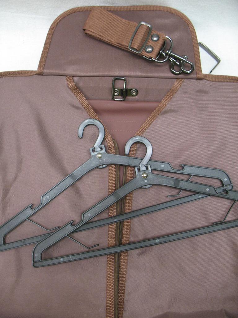 Vintage 1980’s Airway Beach & Racquet Club GARMENT BAG Carrier Luggage Brown