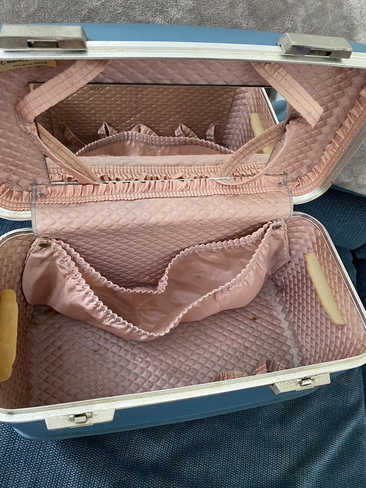 VTG Airway Train Case Mirror Travel Bag Makeup Carry On Blue Hard Shell Keys