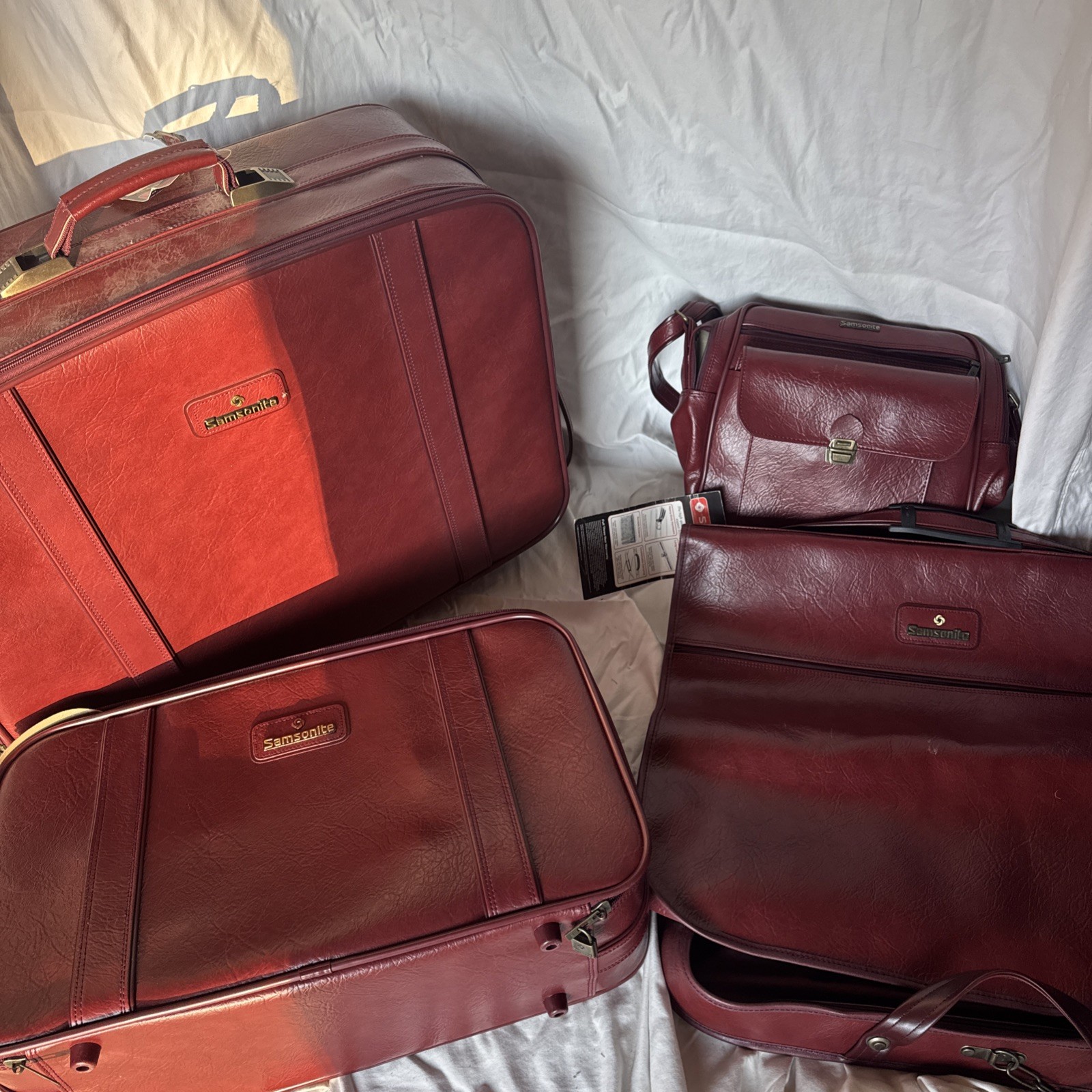 NEW Vintage Leather Samsonite Sonora Luggage 4 Piece Set Deadstock W/ Tags