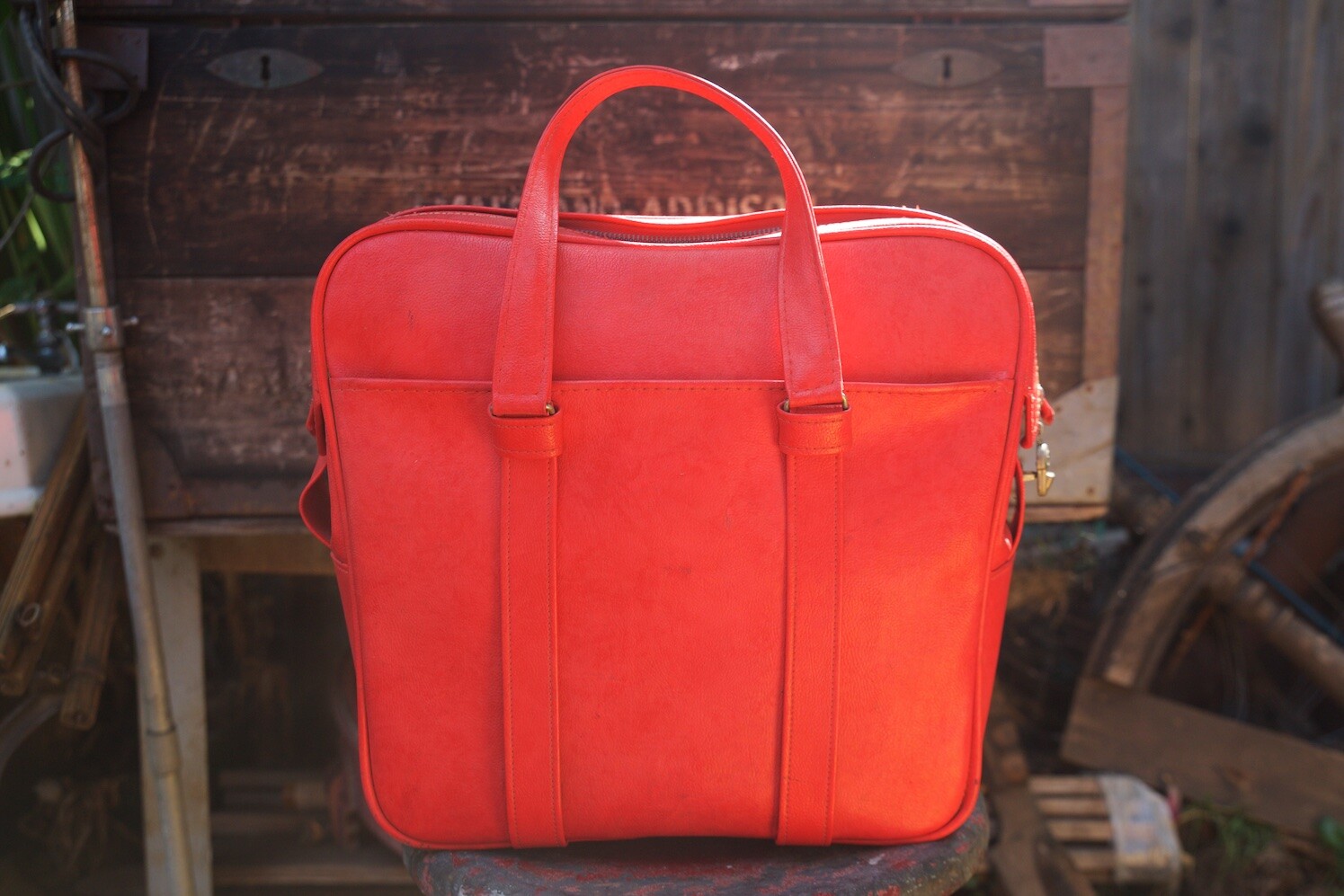 Large Heavy Duty Vintage Retro Red Samsonite Silhouette Bag