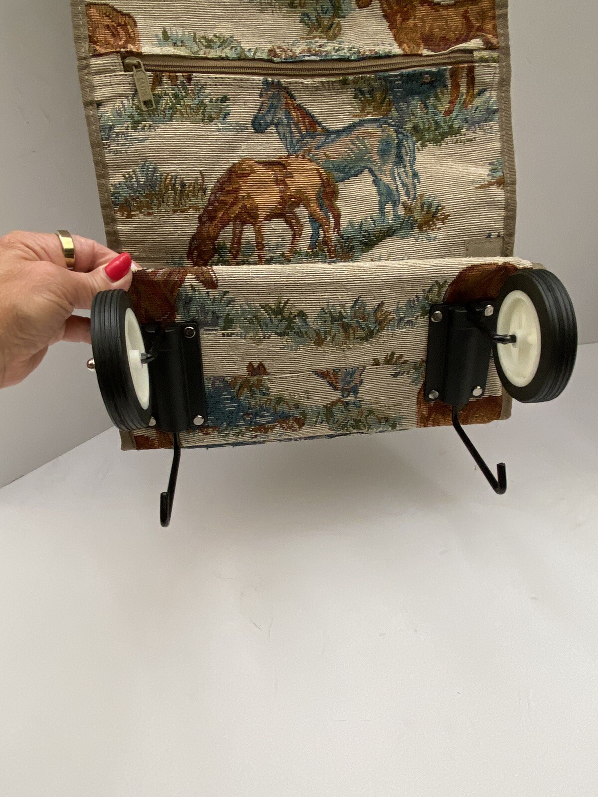 Vtg Jade Tapestry Horses Travel bag Tote w/ Foldable Collapsible wheels