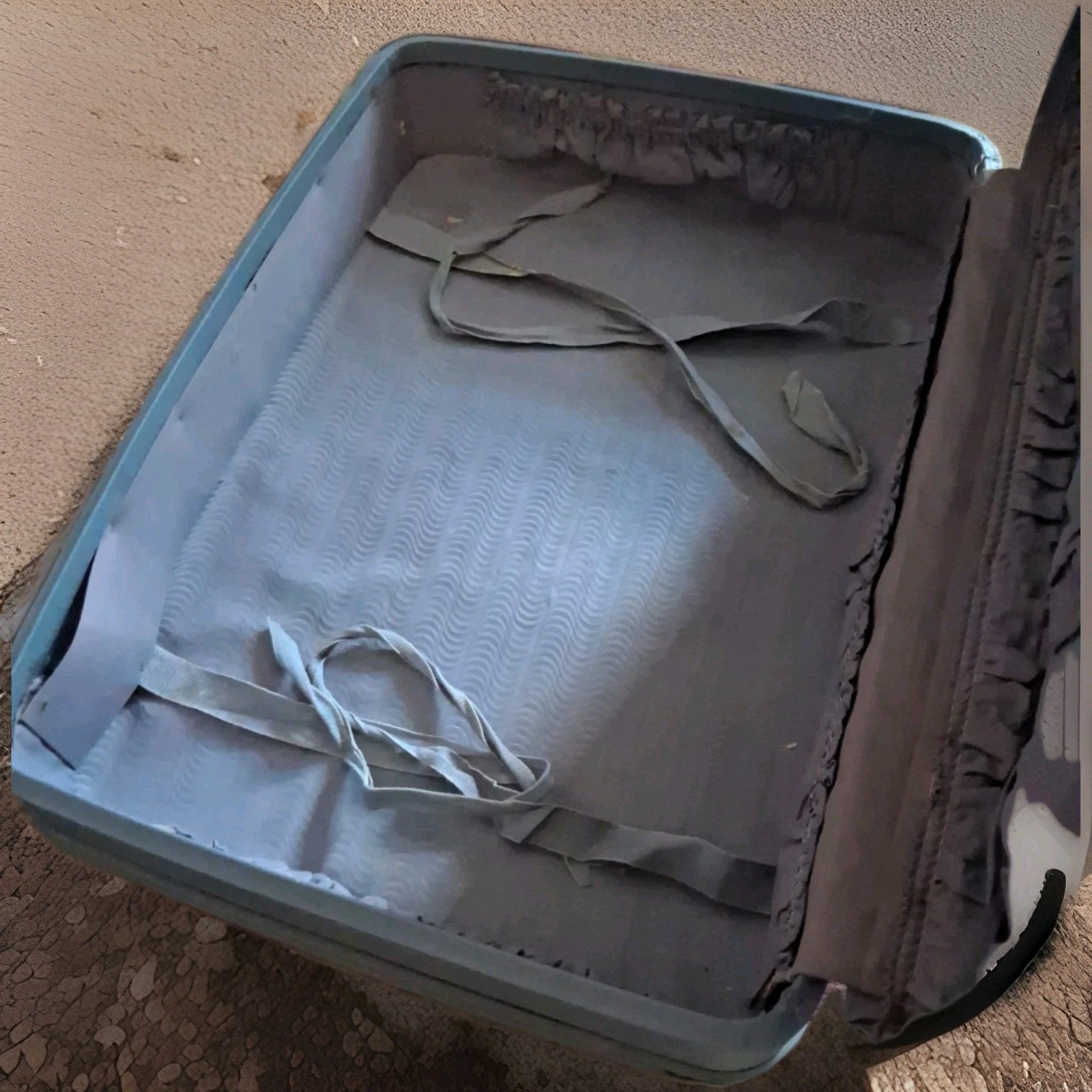 Vintage Mid Century Blue/Grey Hard Shell Luce Suitcase 20 x 15 x 5 Good Shape