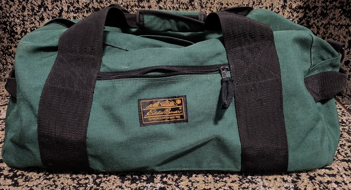VINTAGE EDDIE BAUER DUFFEL BAG HUNTER GREEN 21″ L x 11″ H x 11″ W 👜