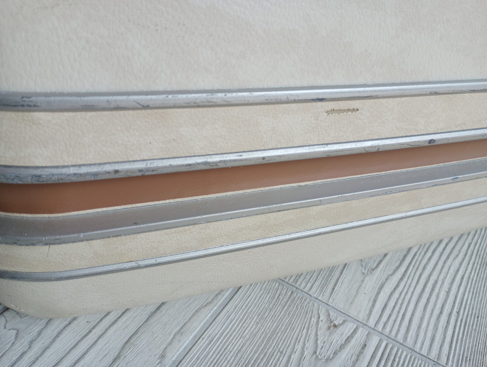 Vintage Samsonite Silhouette Large Square Wardrobe Suitcase W/ Hangers Ivory