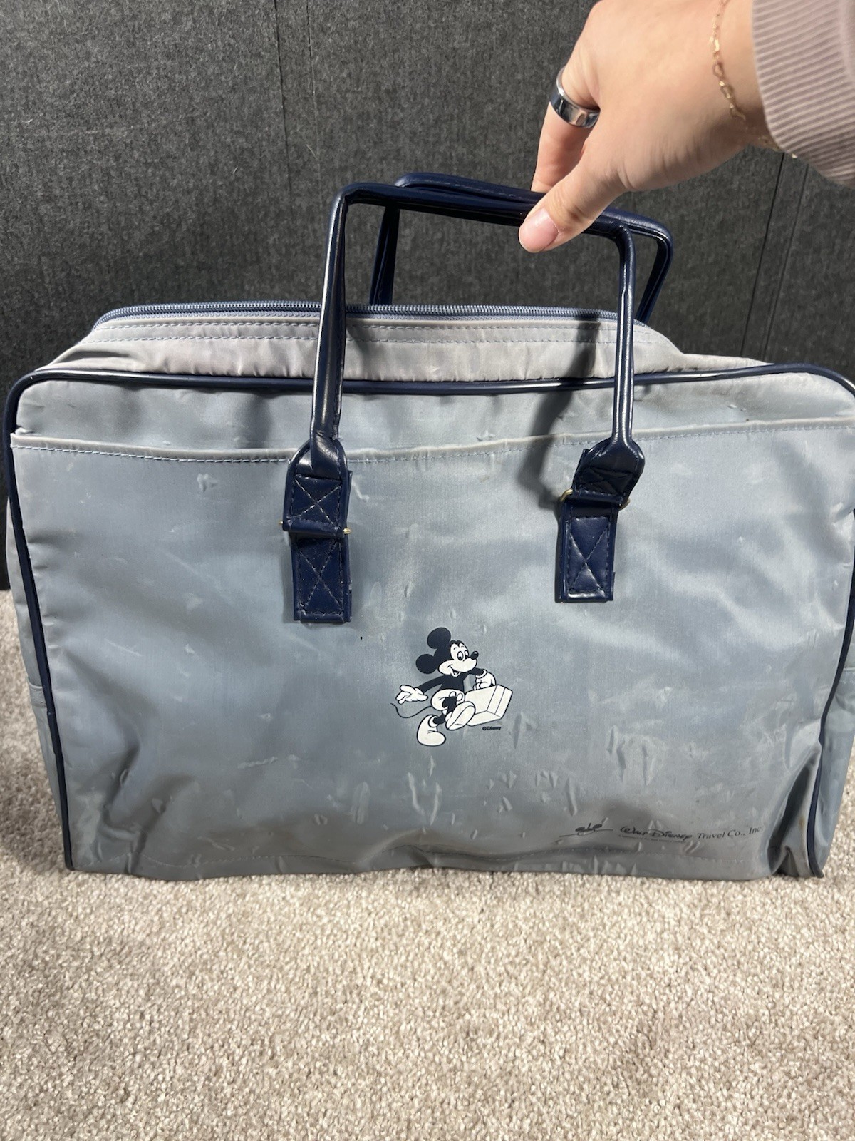 Vintage 1982 Walt Disney Travel Co •MICKEY Mouse Travel Bag Gray With Some Flaw