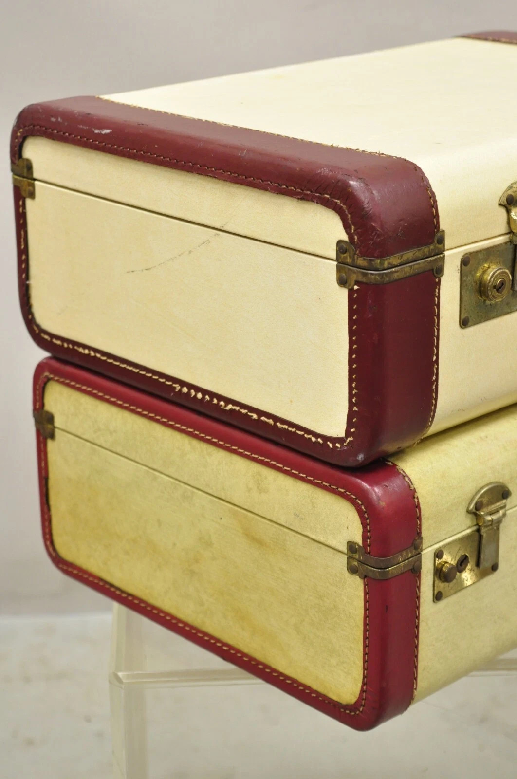Vintage Horton & Hubbard Art Deco Cari-Lite Hard Luggage Travel Suitcase – Pair