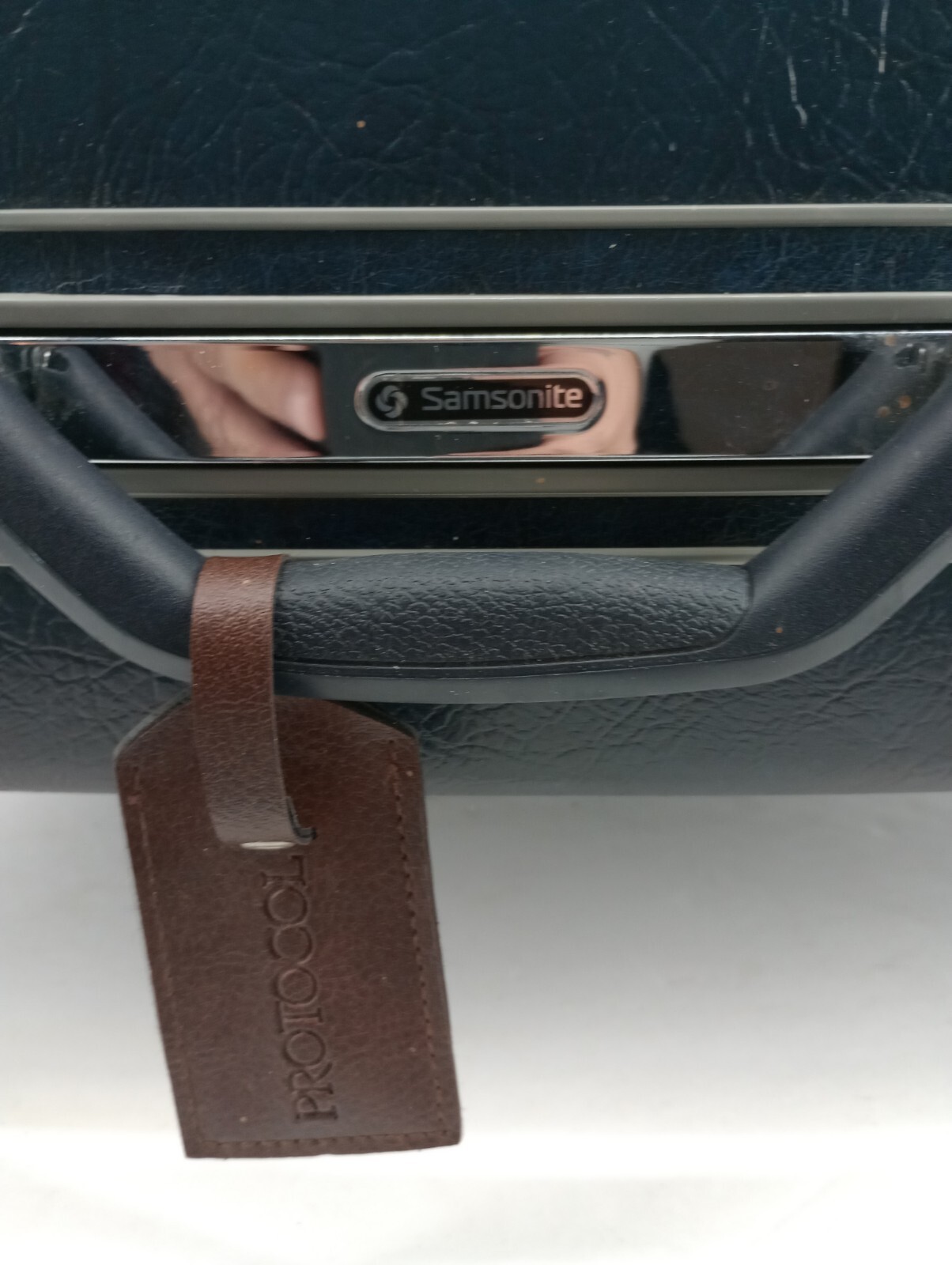 Vintage Samsonite Profile II Navy Luggage Hard Shell Suitcase 25″W x 19″H x 9″D