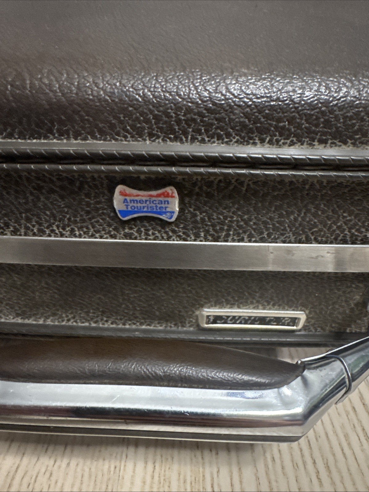 Vintage American Tourister Suitcase Hard Shell Luggage Brown 1970s Travel Prop L