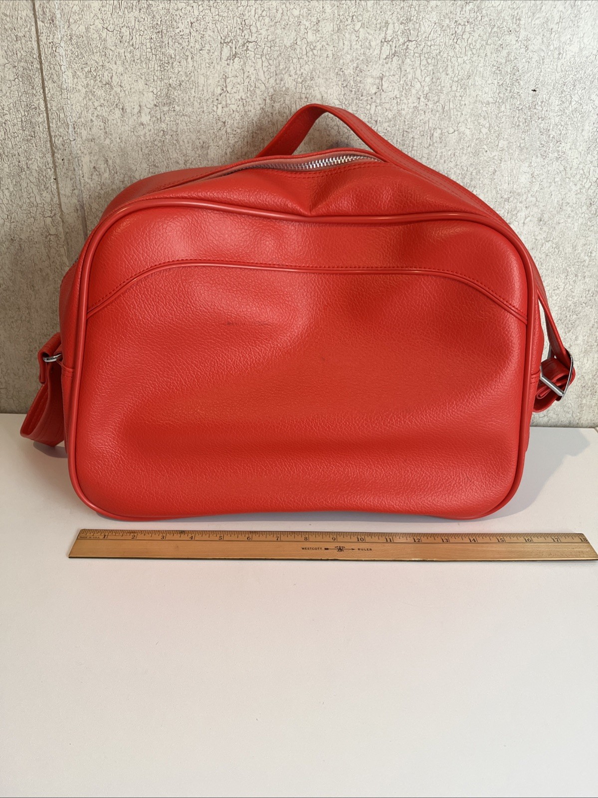 Vintage American Tourister Escort Shoulder Tote Red Carry-on Overnight Bag
