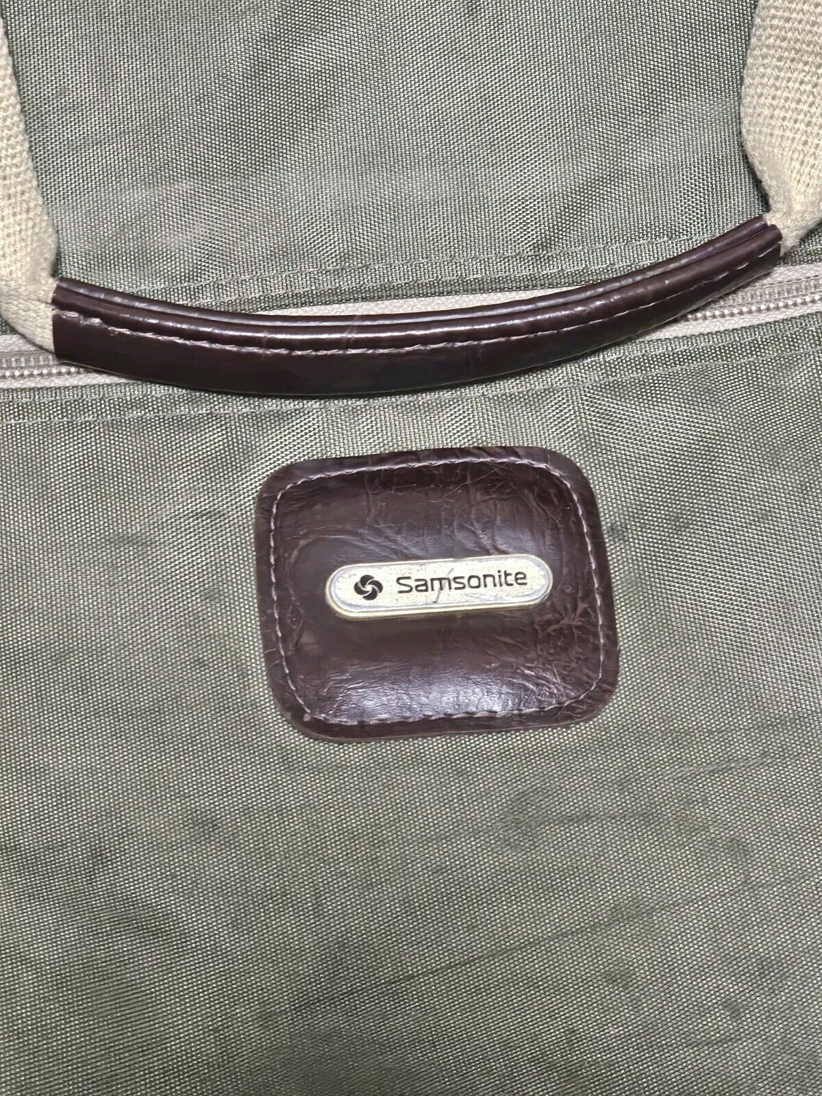 Vintage Samsonite Beautiful Leather Accent Garment Green Bag Luggage.