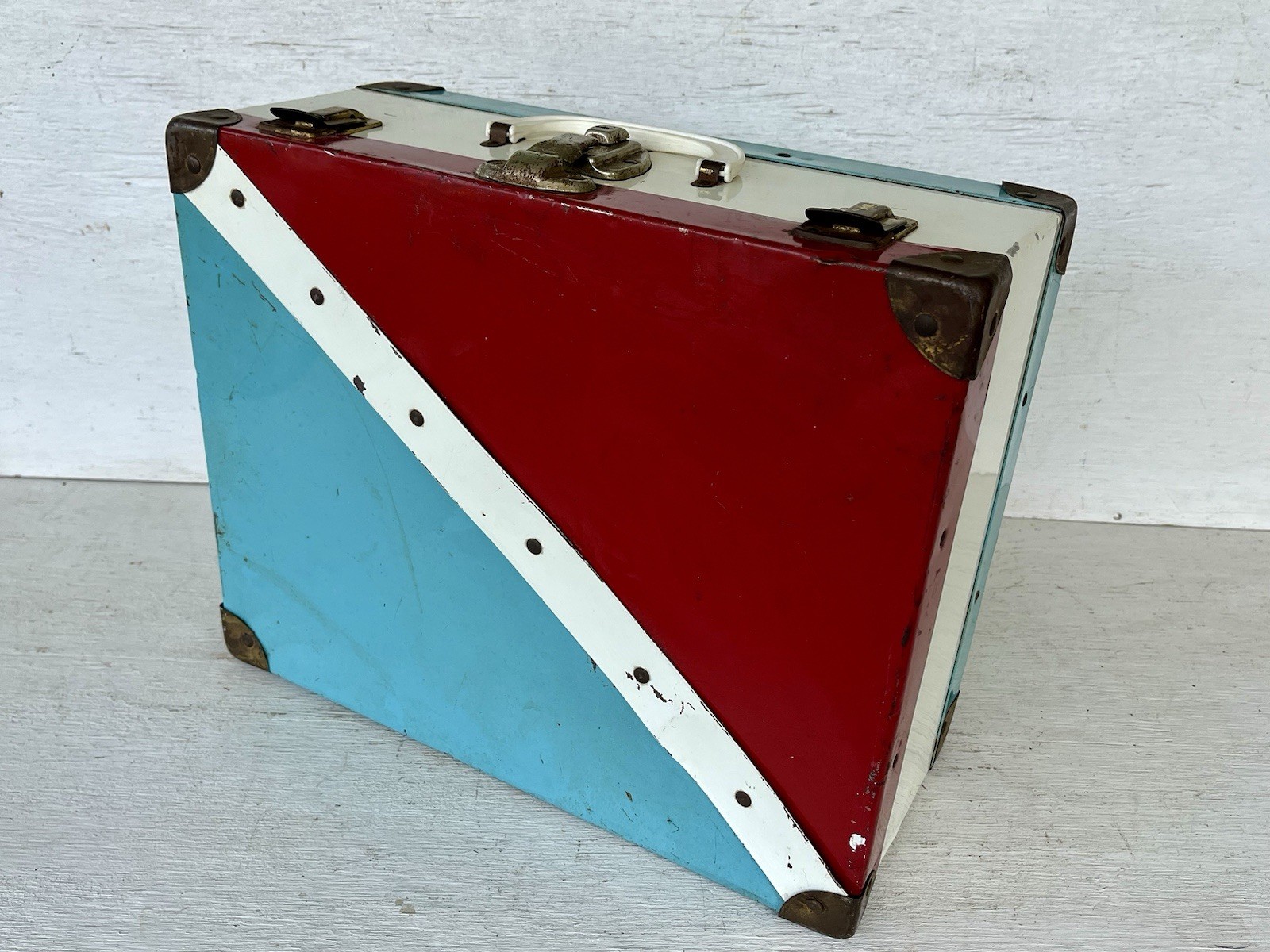 Metal Red, White & Turquoise Roller Skates Travel Carry Case (No Skates or Keys)