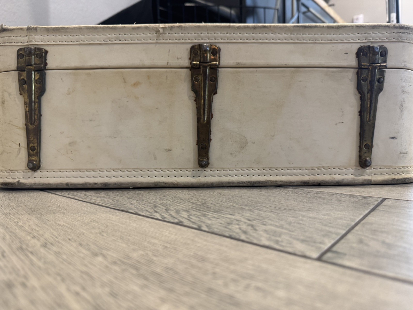 Vintage 1960’s-1970’s Cream Suitcase: set of 3 cream with Purple Sating Lining