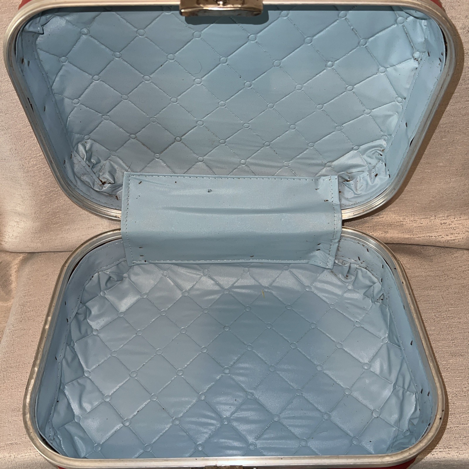 Vintage 1970’s Trojan Luggage Co “Going To Grandma’s” Suitcase Red W/ Red Lining