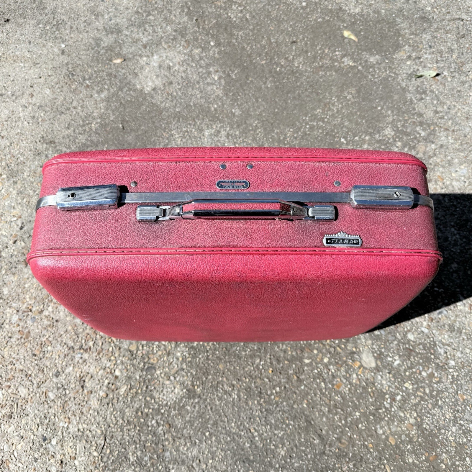 Vintage American Tourister Tiara Hard Shell Luggage Set 2pc Red Plastic USA