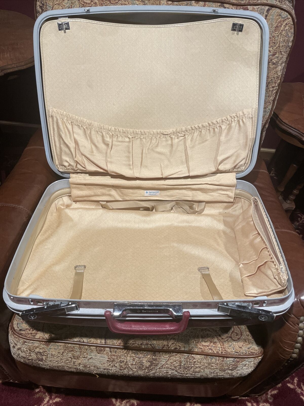 Vintage Samsonite Profile piece luggage Burgandy 22”
