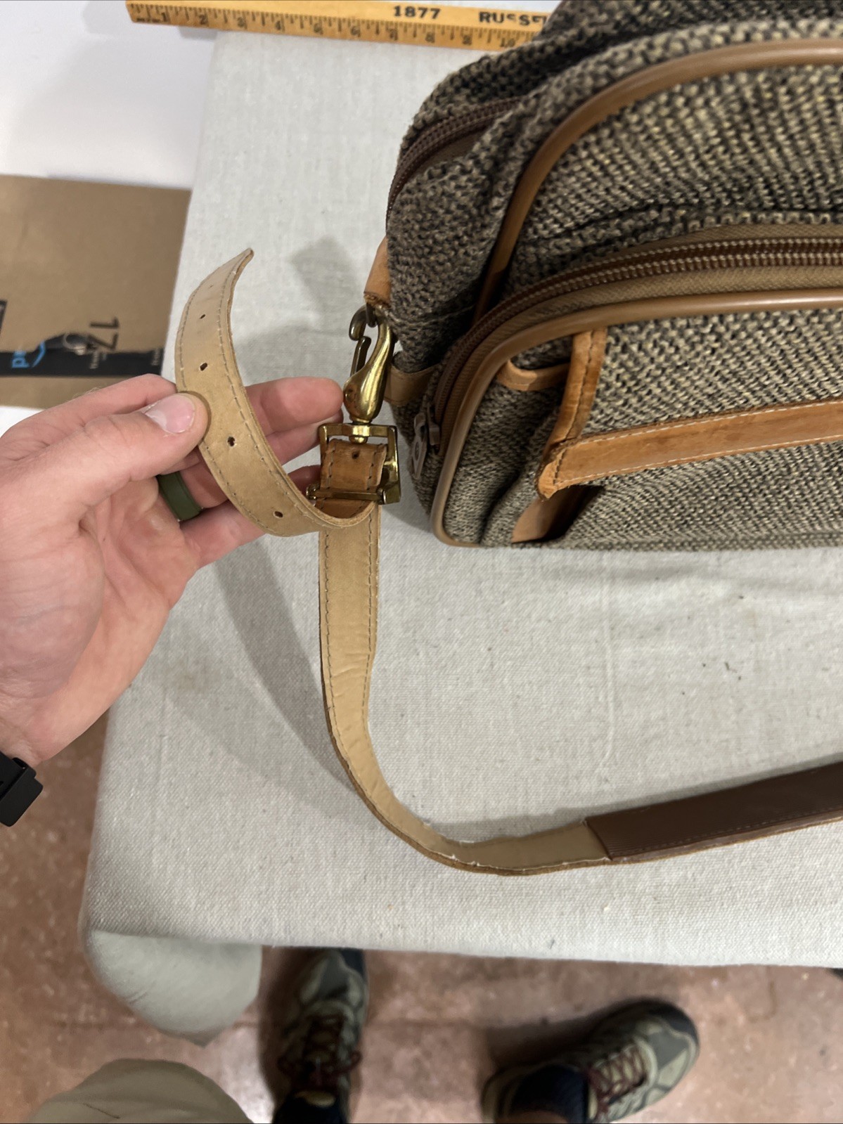 Vintage Hartmann Luggage Tweed & Leather Travel Shoulder Messenger Bag Carry On