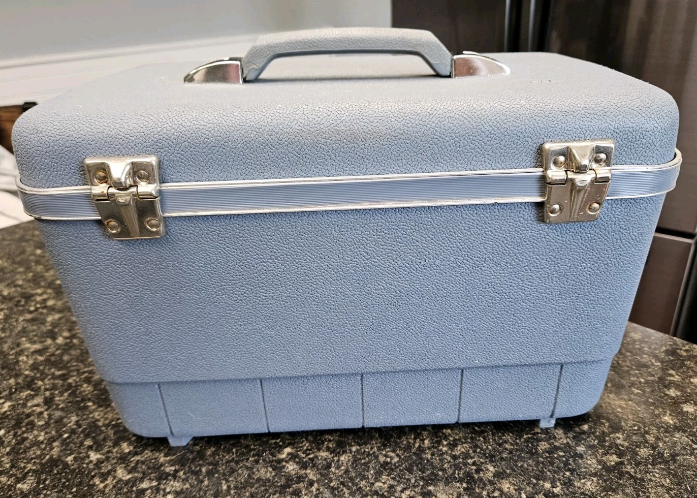 Vintage Sears Forecast Blue Hard Shell Train Case Makeup Cosmetic Travel Luggage