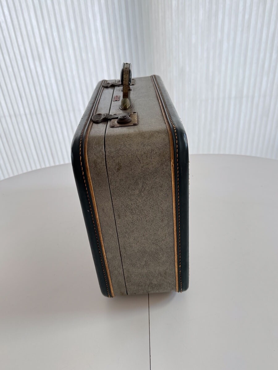 Vintage Stylecraft New York 3 pc luggage suitcase set, seafoam and dark green