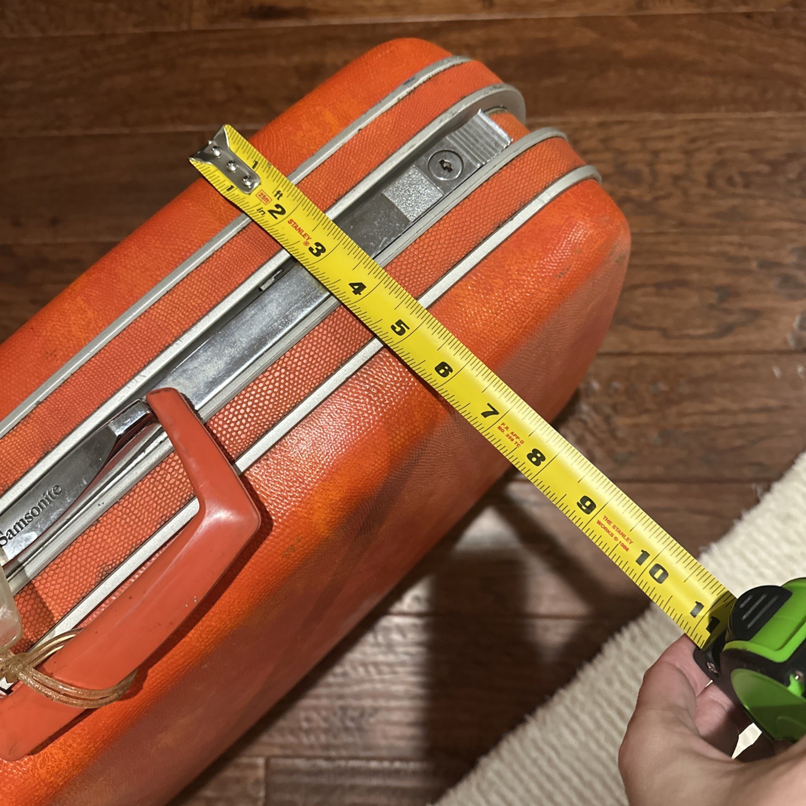 Vintage Orange Sherbrooke Samsonite Hardcase Luggage Suitcase 24x17x7” With Key!