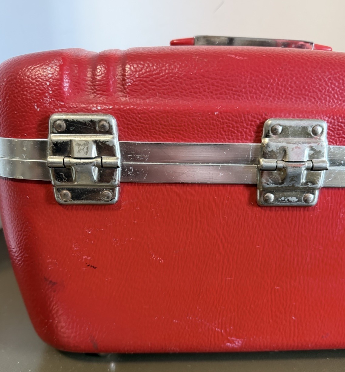 Vintage Hawthorn Luggage Red Leather Train Case Luggage MakeUp Cosmetic Case