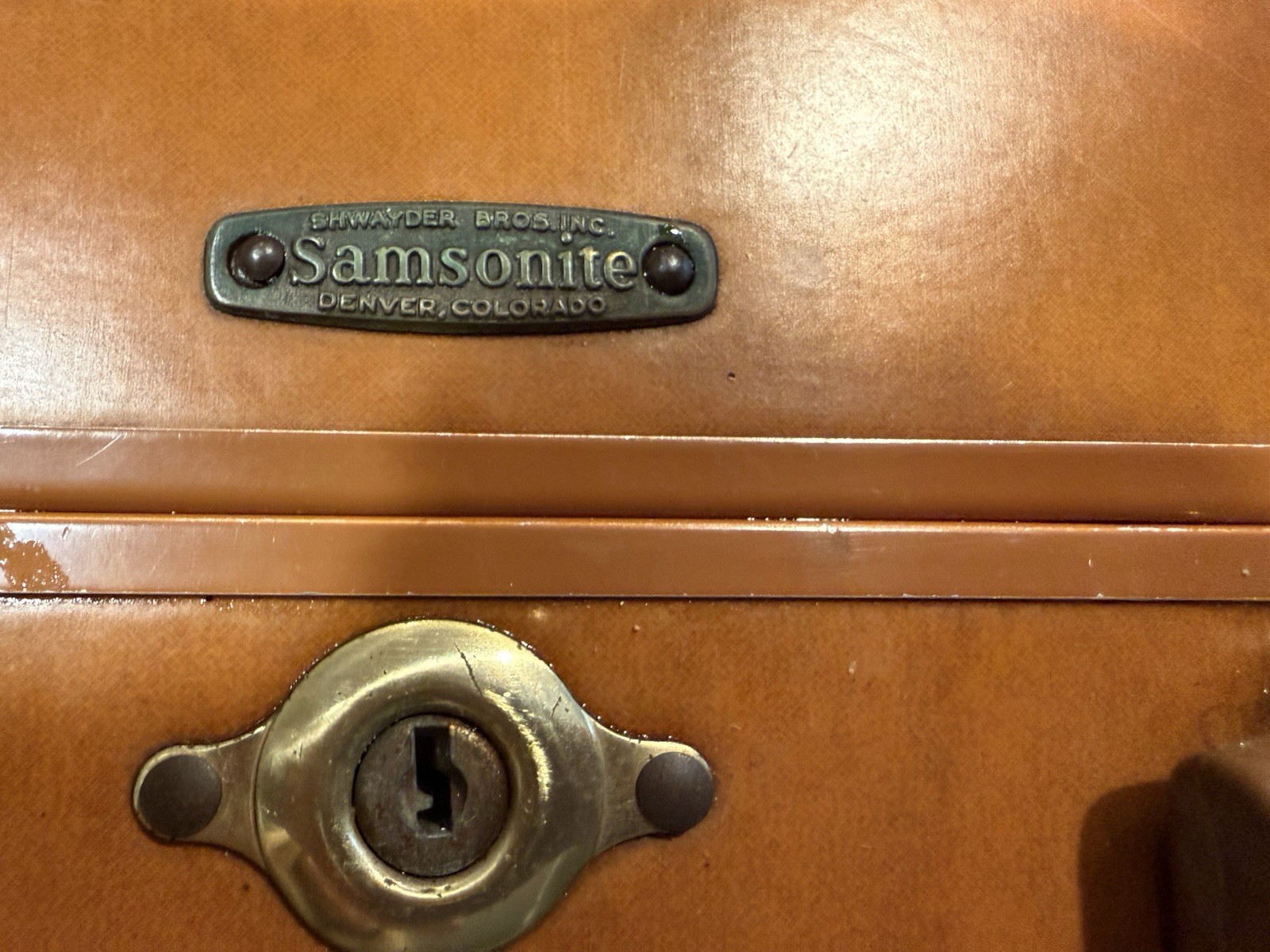 Vintage 1950s Samsonite Medium Suitcase Style 4632
