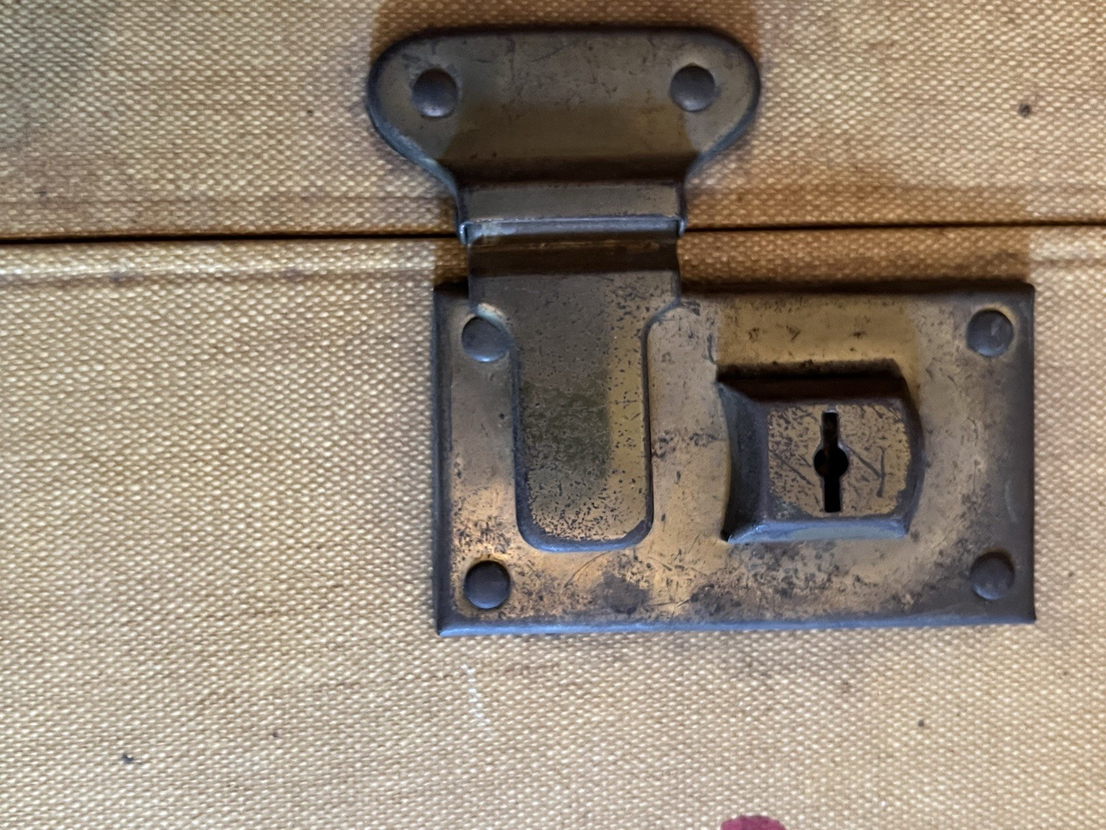 VTG Hardshell Luggage Suitcase 1940s 1950s Wrapped Wood Leather Handle