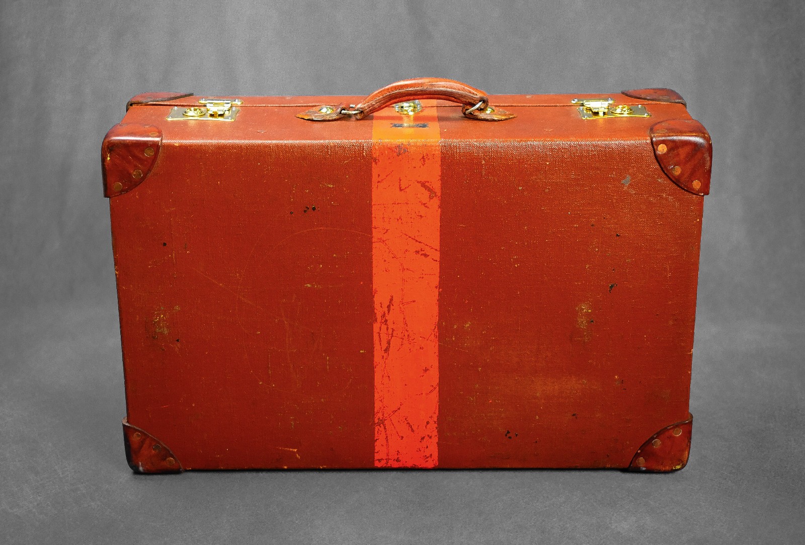 PUKKA LUGGAGE Antique Vintage Suitcase Trunk Motoring Case Leather Brass