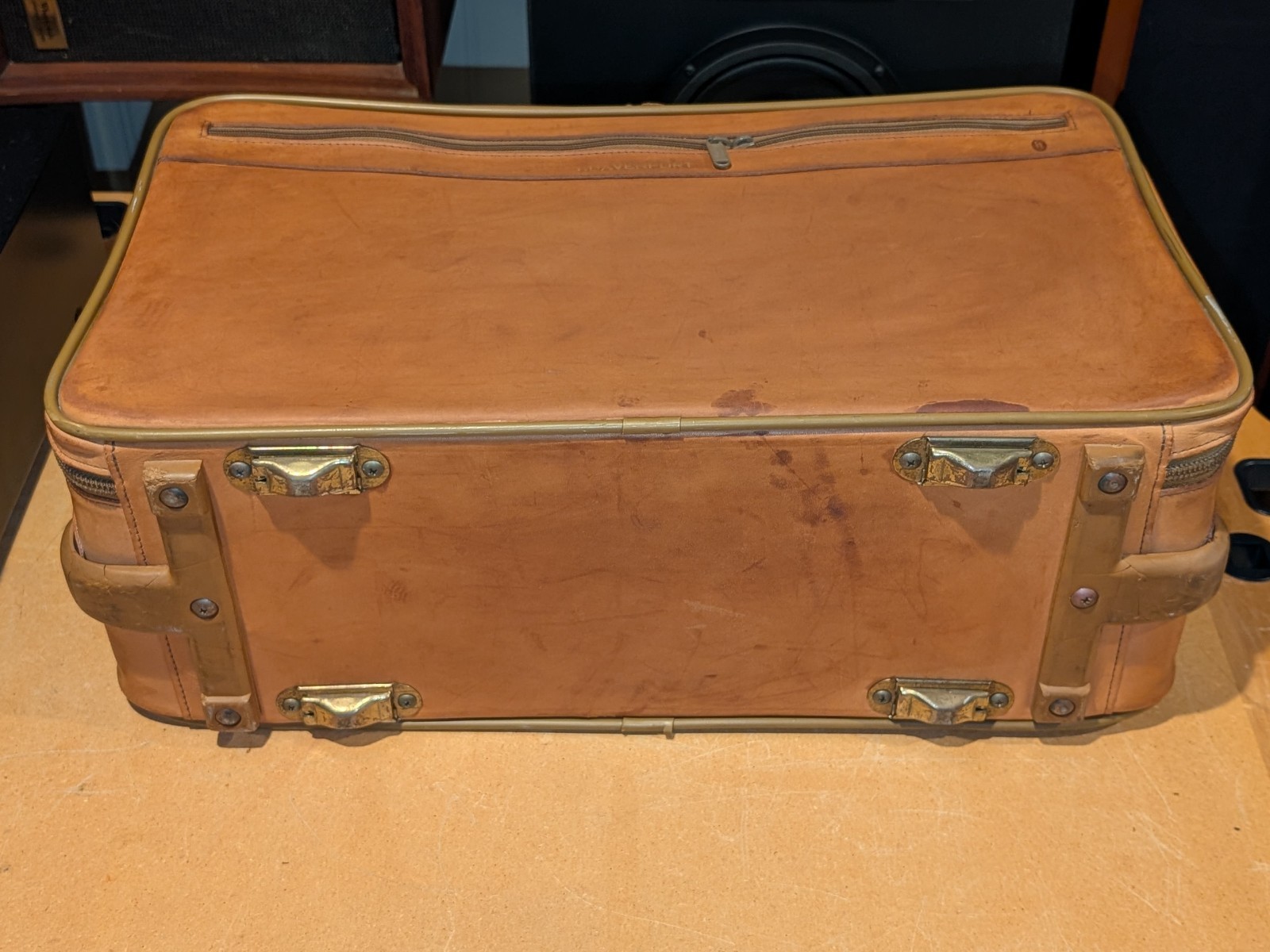 VTG Hartmann brown belting leather carry on weekender travel luggage 21x12x8