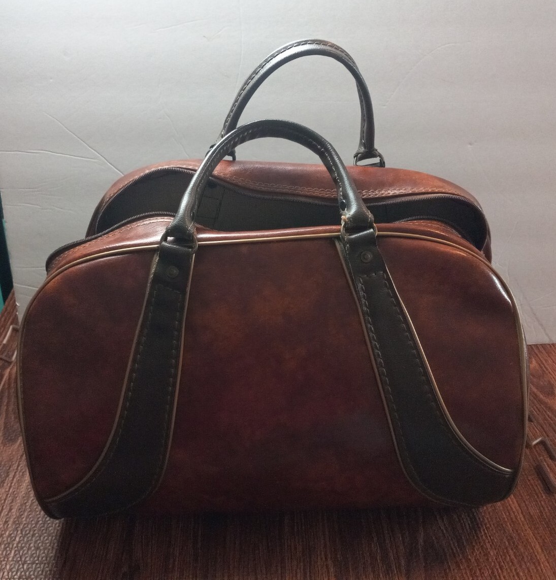 Vintage Faux Leather Bag Carry all
