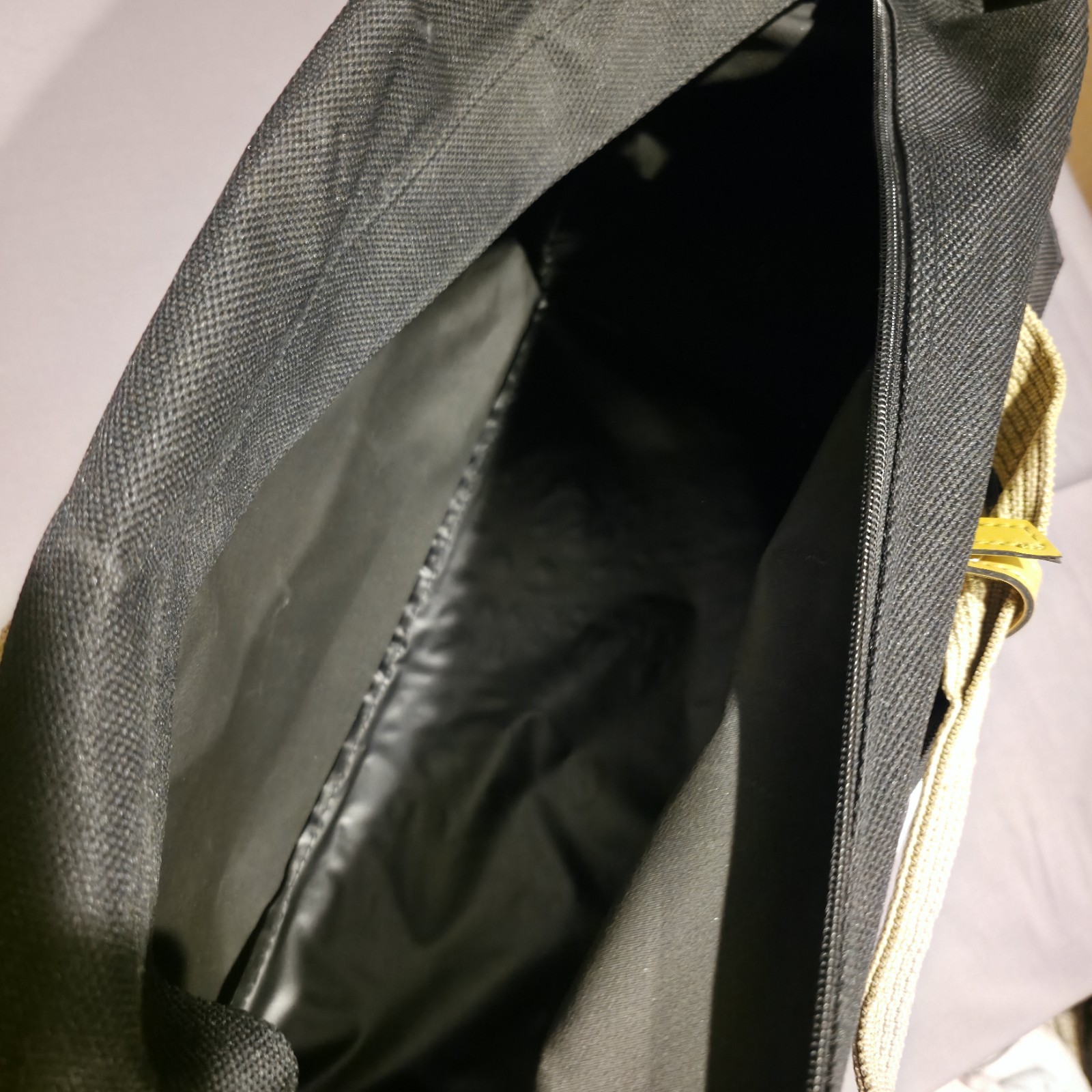 Fox News London Fog Black & Tan Travel Luggage Bag w/ Strap 12 x 17 Zip
