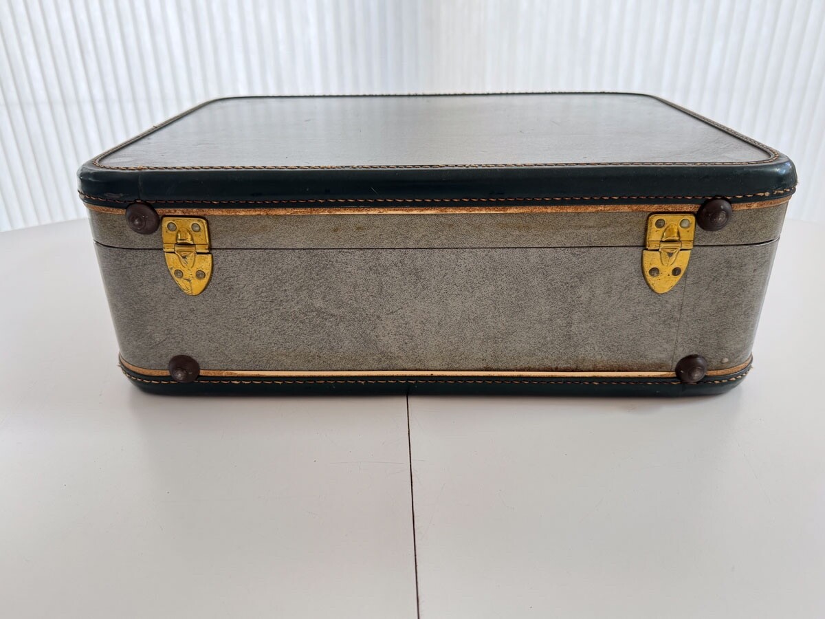 Vintage Stylecraft New York 3 pc luggage suitcase set, seafoam and dark green